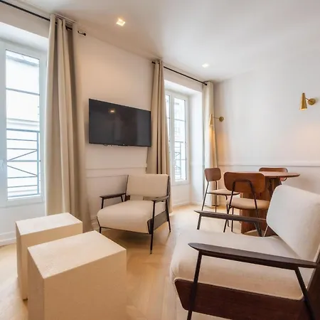Nievre * Paris